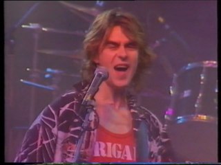 Wishbone Ash...Blowin` Free  "Live"