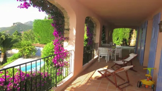 A vendre VILLA à Mandelieu La Napoule 06210 - Vue mer panoramique - Piscine - 166 m² sur terrain de 1015 m²