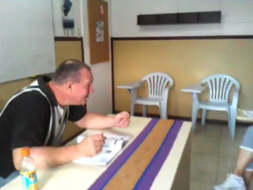 フィリピン留学イロイロ Iloilo we academy アメリカ人のマンツーマン英会話レッスン