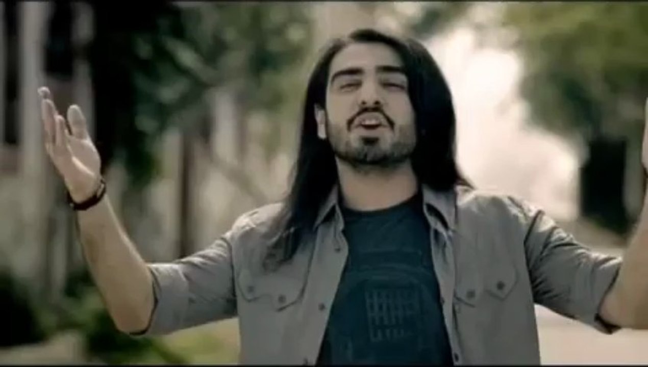 Deniz Üstünde Fener (Selçuk Balcı)
