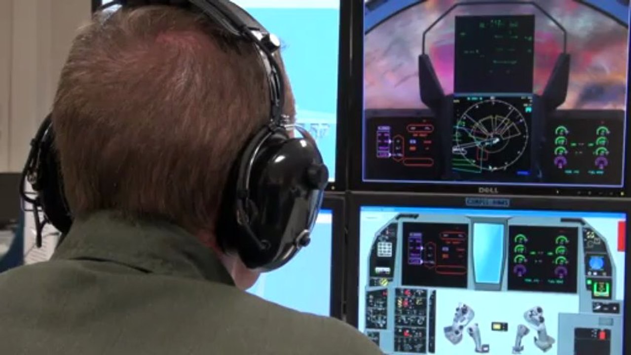 Portrait du capitaine de corvette Martinot, commandant en second de la Flottille 11 F de Landivisiau
