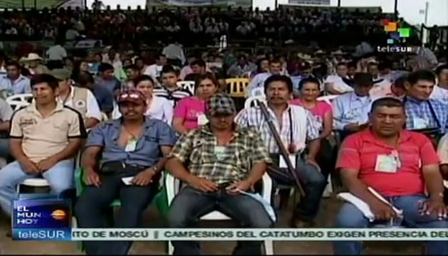 Santos se reúne con agricultores para evitar más protestas