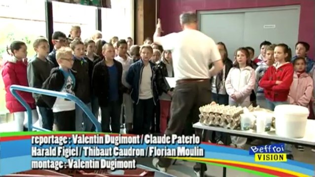 chants au marché couvert du Cateau Avec les élèves