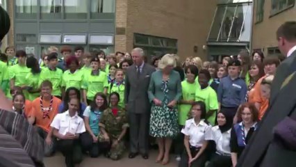 World eagerly awaits birth of Britain's royal baby