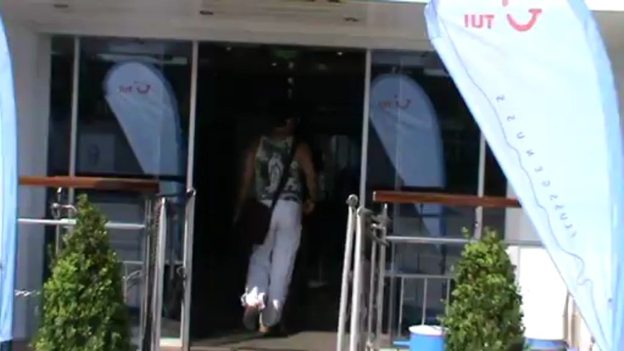 TUI Melodia von aussen TUI Melodia Flusskreuzfahrtschiff TUI FlussGenuss