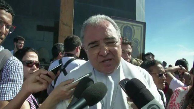 Símbolos da JMJ no Cristo Redentor