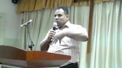 بعض الاعلانات مع القس حبيب بكنيسه جماعات الله الاردنيه 12 - 7 - 2013