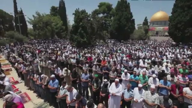 Ramadã reúne 80 mil na Esplanada das Mesquitas