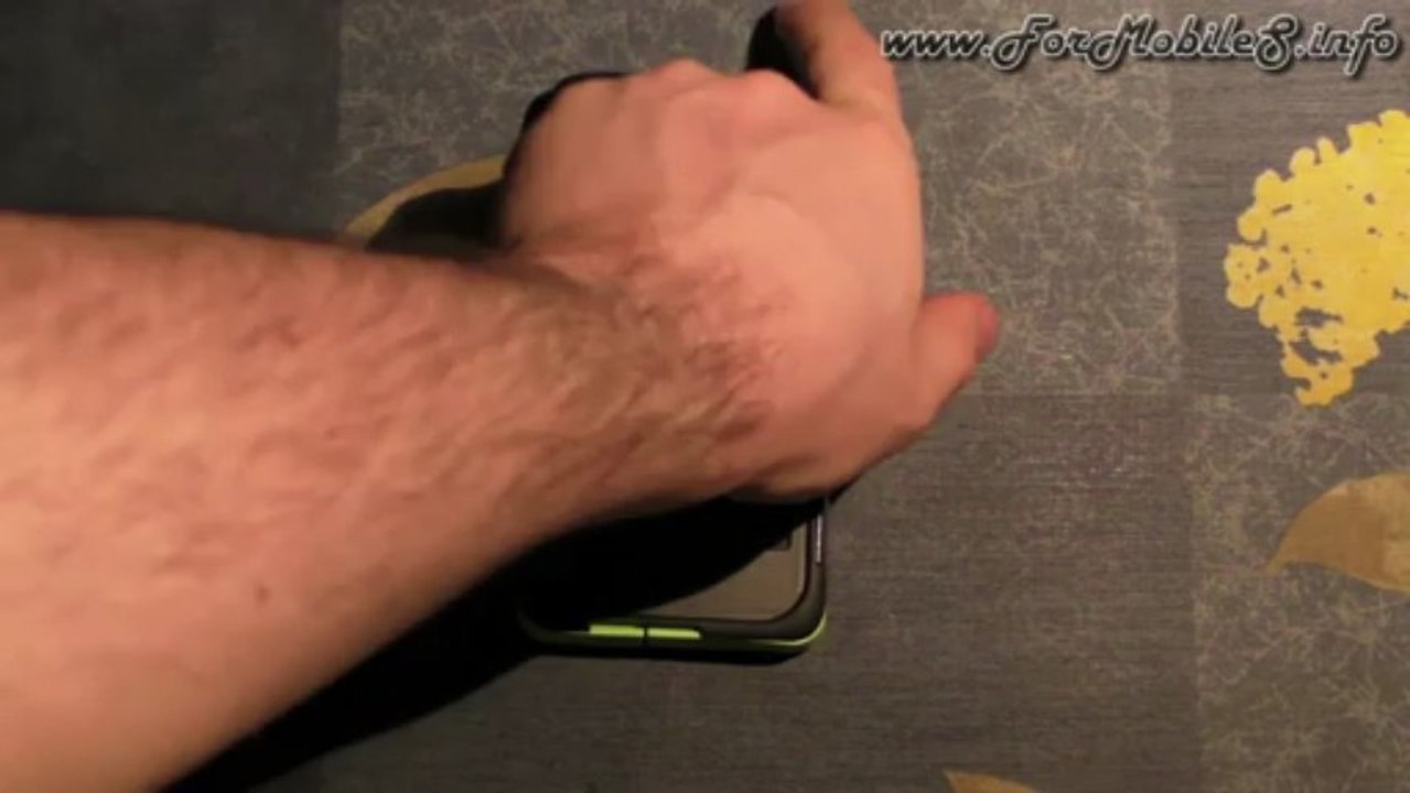 Recensione completa su OtterBox iPhone 5 Armor Series Case (cover corazzata waterproof)