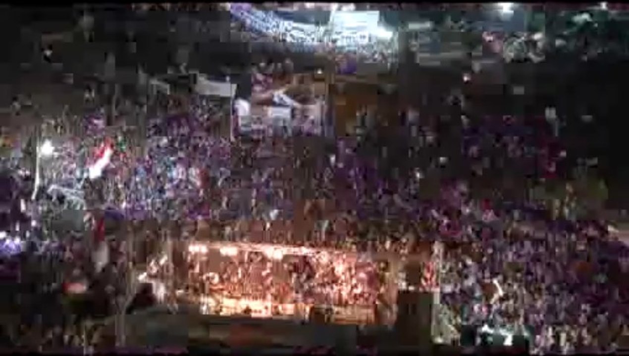 Darbe karşıtları Kahire'de tek vücut oldu