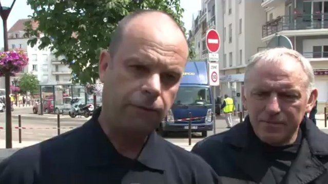 Brétigny : une grue pour soulever le train accidenté