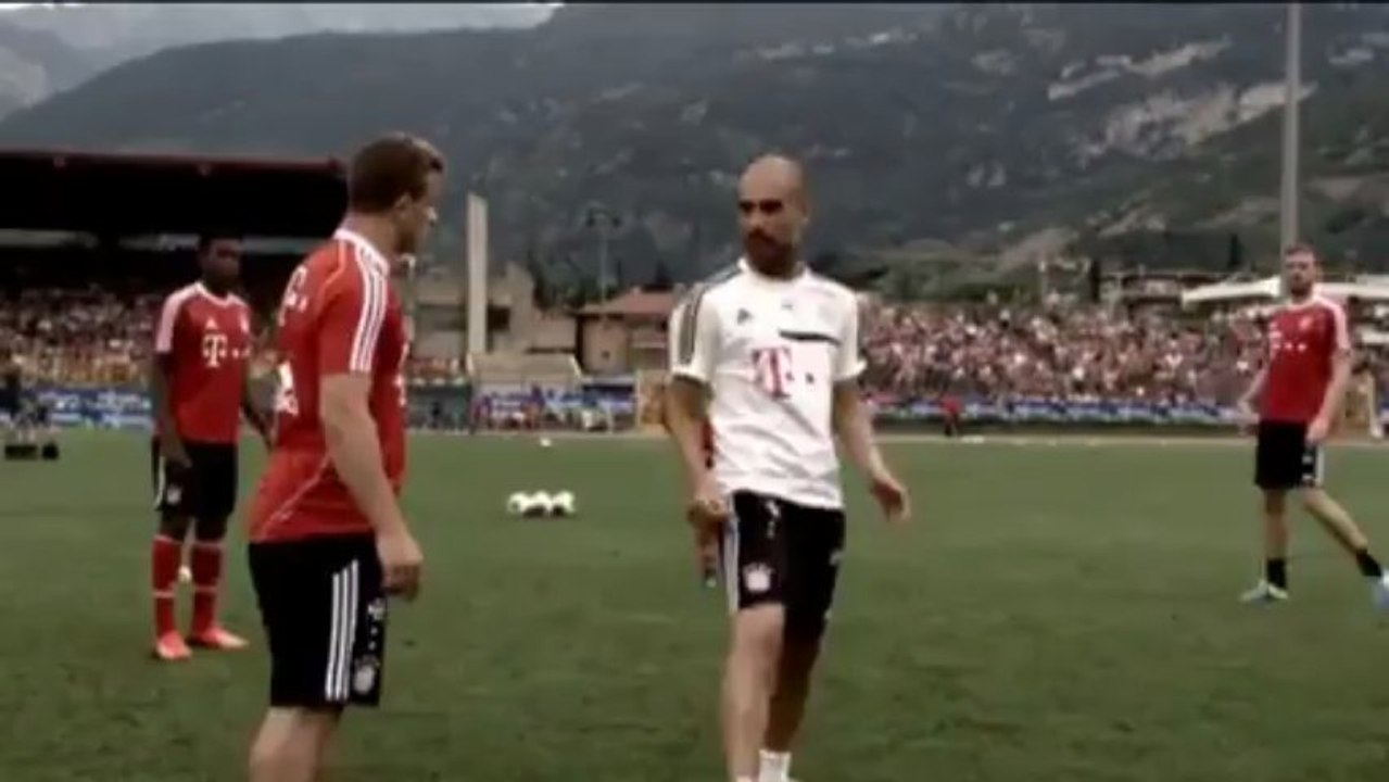 Guardiola apprend le "tiki taka" aux joueurs du Bayern