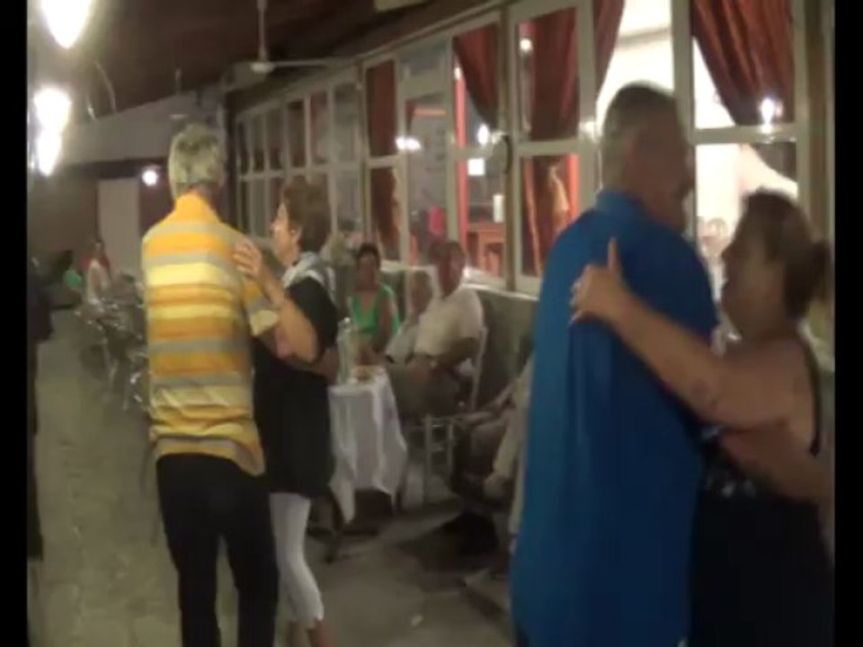 ΕΚΔΗΛΩΣΗ ΠΡΟΟΔΕΥΤΙΚΟΥ ΣΥΛΛΟΓΟΥ ΑΡΕΤΣΟΥΣ & ΔΕΡΚΩΝ 12/6/2013 ΛΑΪΚΟ ΓΛΕΝΤΙ ΣΤΗΝ ΠΡΟΠΟΝΤΙΔΑ