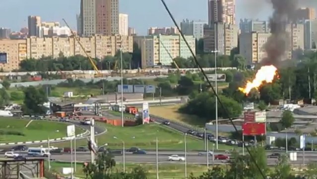 Взрыв и пожар газели на МКАД