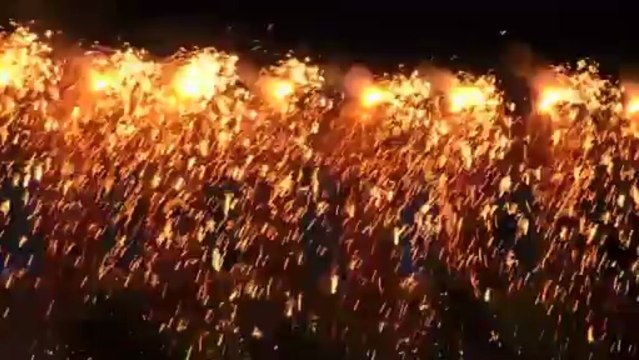 LE CREUSOT : Feu d'artifice 2013 de la fête nationale