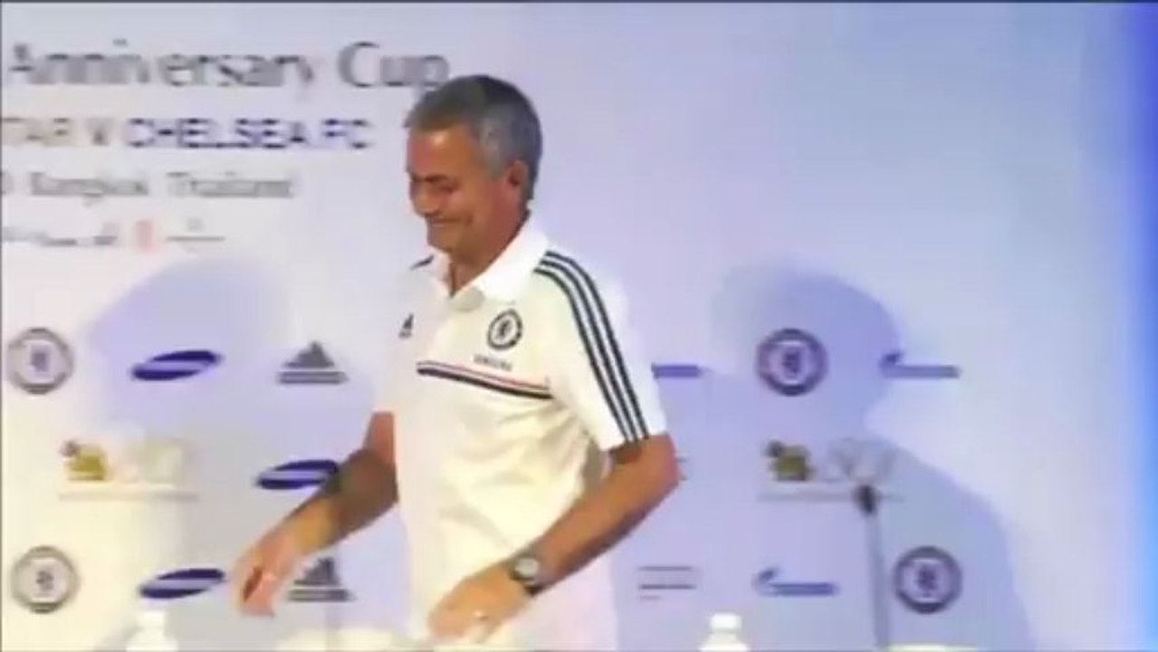 Jose Mourinho falls over on stage