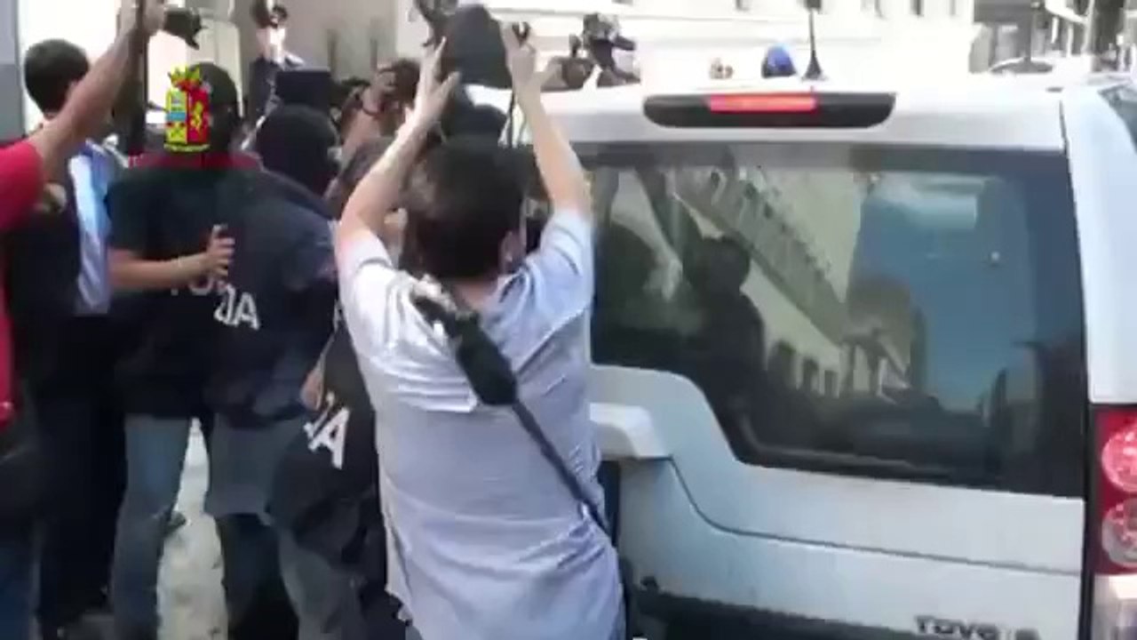 Reggio Calabria - L'arresto del superlatitante Labate, ecco il covo del boss (13.07.13)