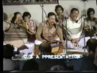 KHAWAJA GHULAM FARID Kafi by NFAK in a form of Qawwali .flv - YouTube