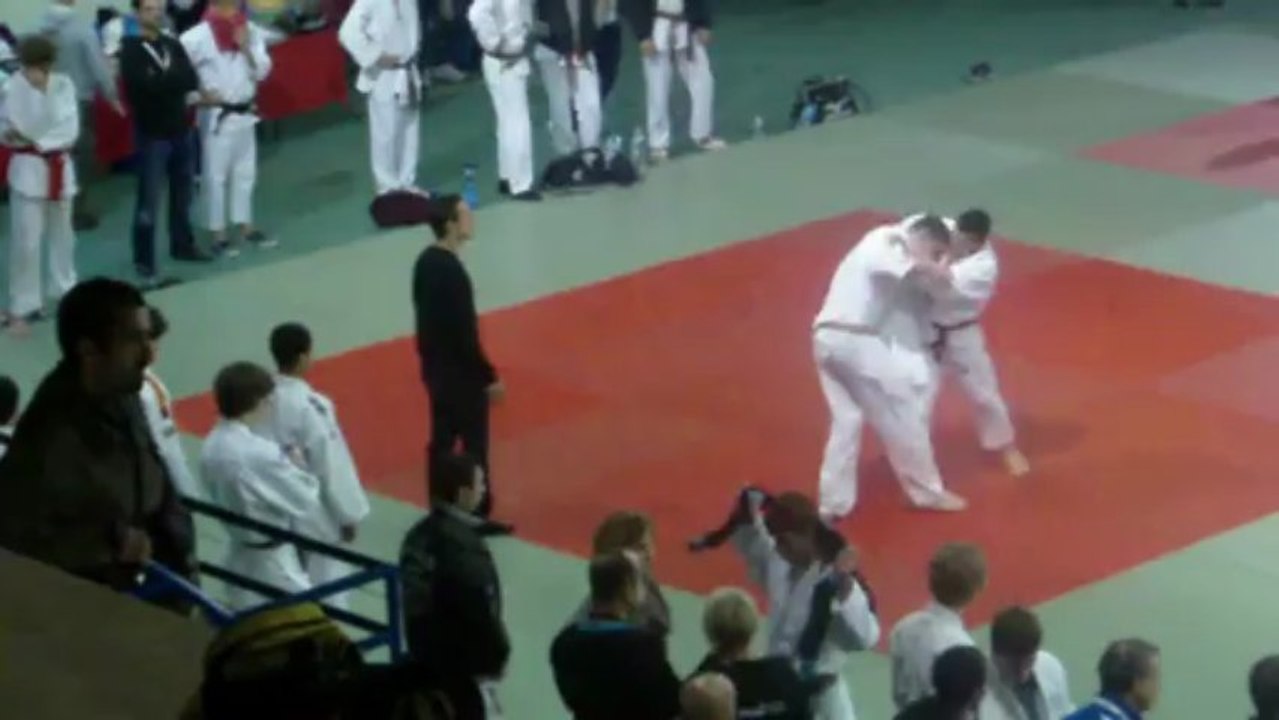 IMAG0051 ADRI CBT1 W+