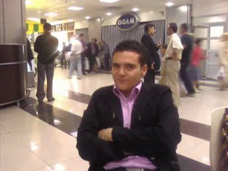 MÜSLÜM GÜRSES)....SANA BENZİYOR www.seslineşe.com www.seslinese.com
