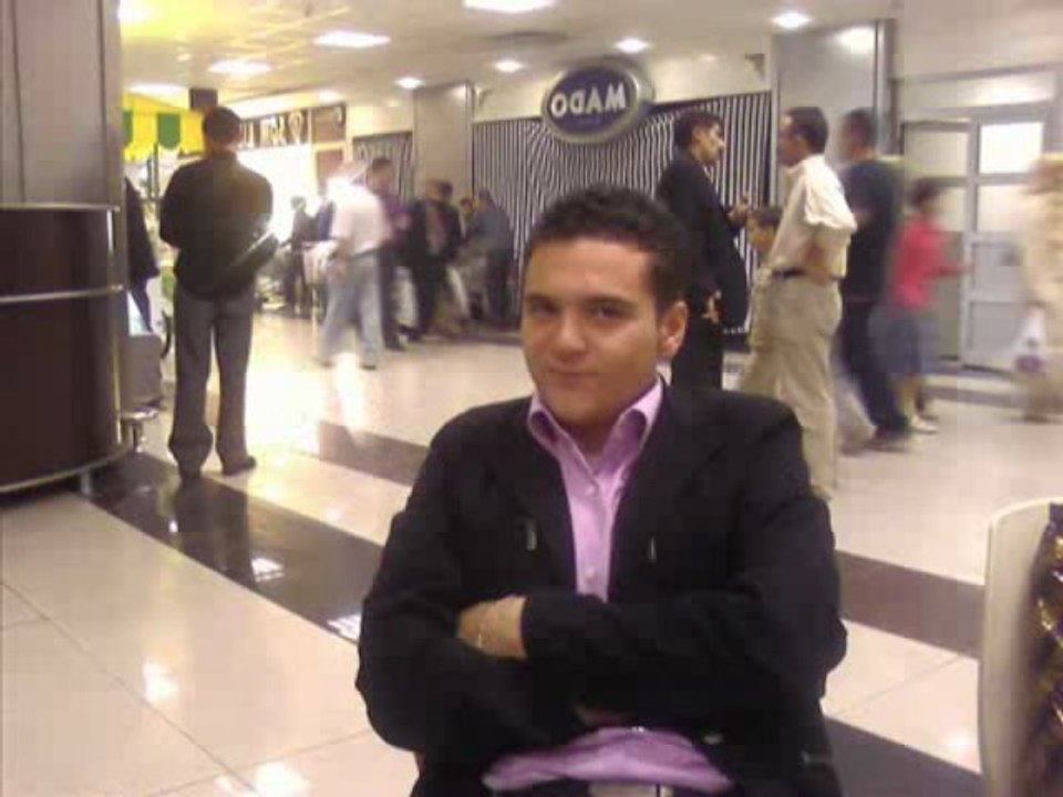 MÜSLÜM GÜRSES)....SANA BENZİYOR www.seslineşe.com www.seslinese.com