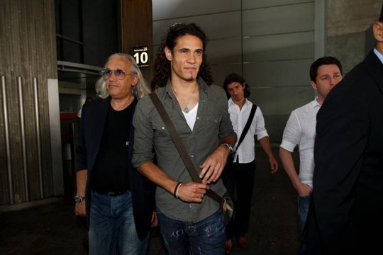 PSG : Cavani est à Paris !