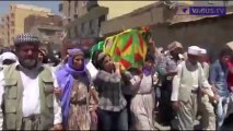 Cizre'de PKK'lı Cenazesinde Esnaf Kepenk Kapattı_2