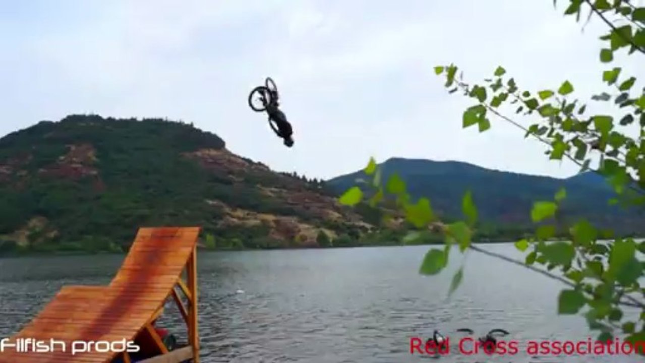 Red Cross Salagou Water Jump