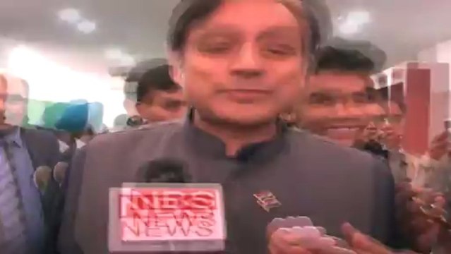 Cong attacks Modi after his 'burqa of secularism' remark