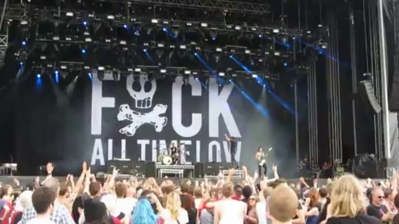 All Time Low - Dear Maria Count Me In - live @ Bråvalla Festival