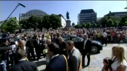 Le roi des Belges termine sa tournée d'adieux