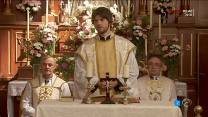 MARTIN OFICIA LA MISA ANTE TODOS ESDPV 15-07-2013