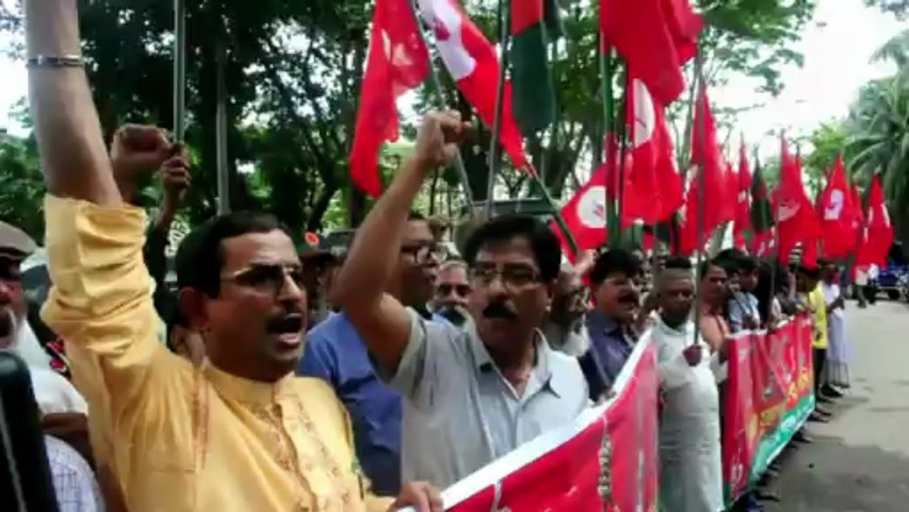 Bangladeshis protest as top Islamist jailed