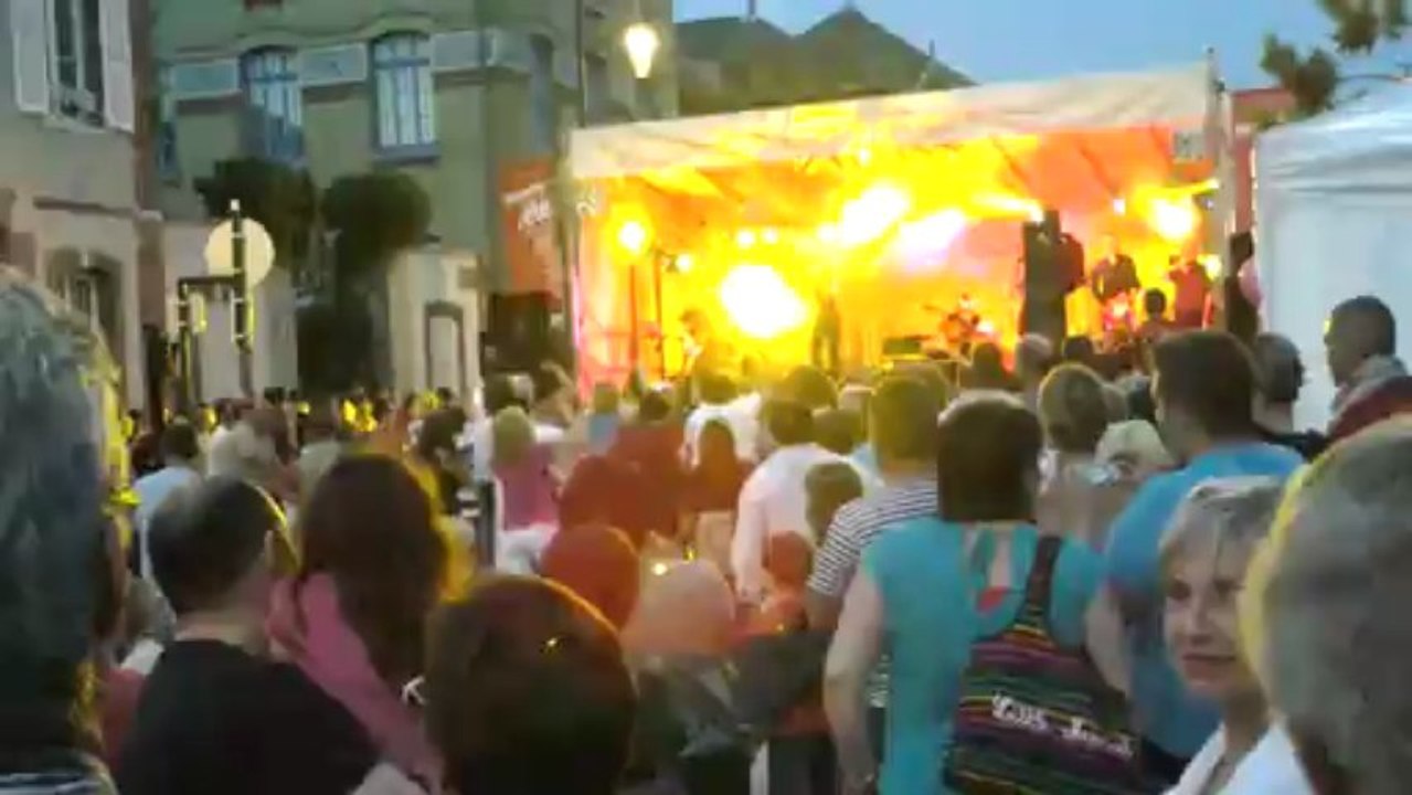 Pique nique avec  bal du 14 juillet 2013 a Epernay