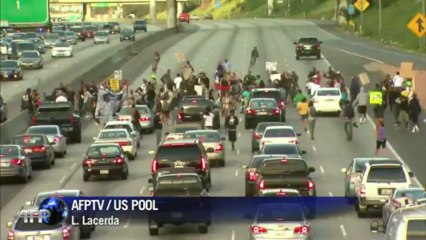 Casa Branca pede calma em meio a onda de violência