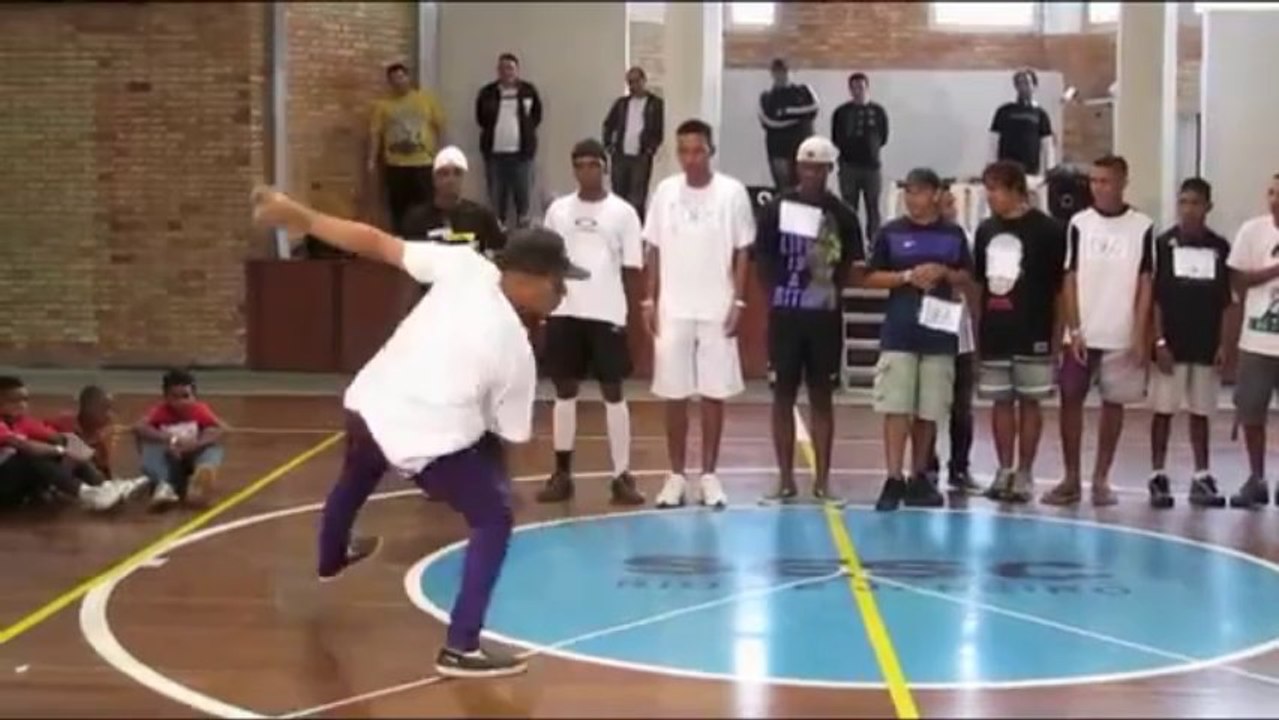 Batalha do Passinho Gambá Rei do Passinho