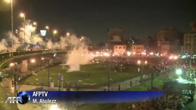 Clashes erupt between pro-Morsi protesters and security forces