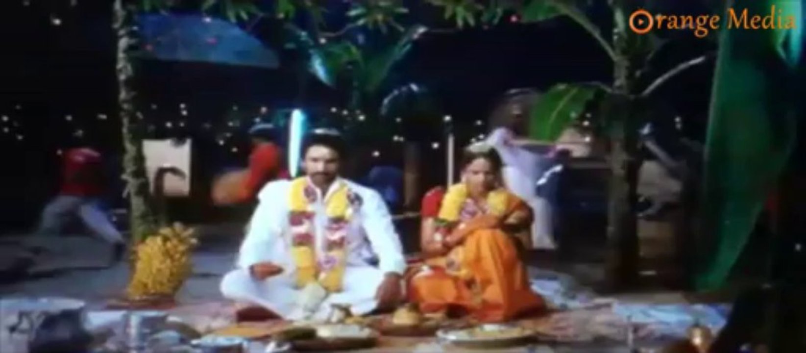 1986 Godavari Flood Scene - Aadi, Lakshmi Prasanna Manchu - Gundello Godari telugu movie