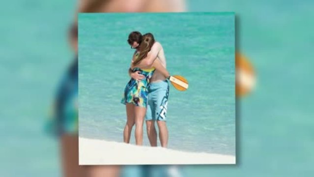 Andy Murray Celebrates Wimbledon Win With Girlfriend Kim Sears in the Bahamas