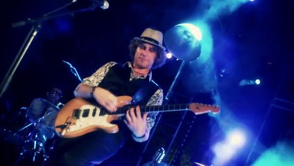 Kabbalah - Clip "Devils... on the road"