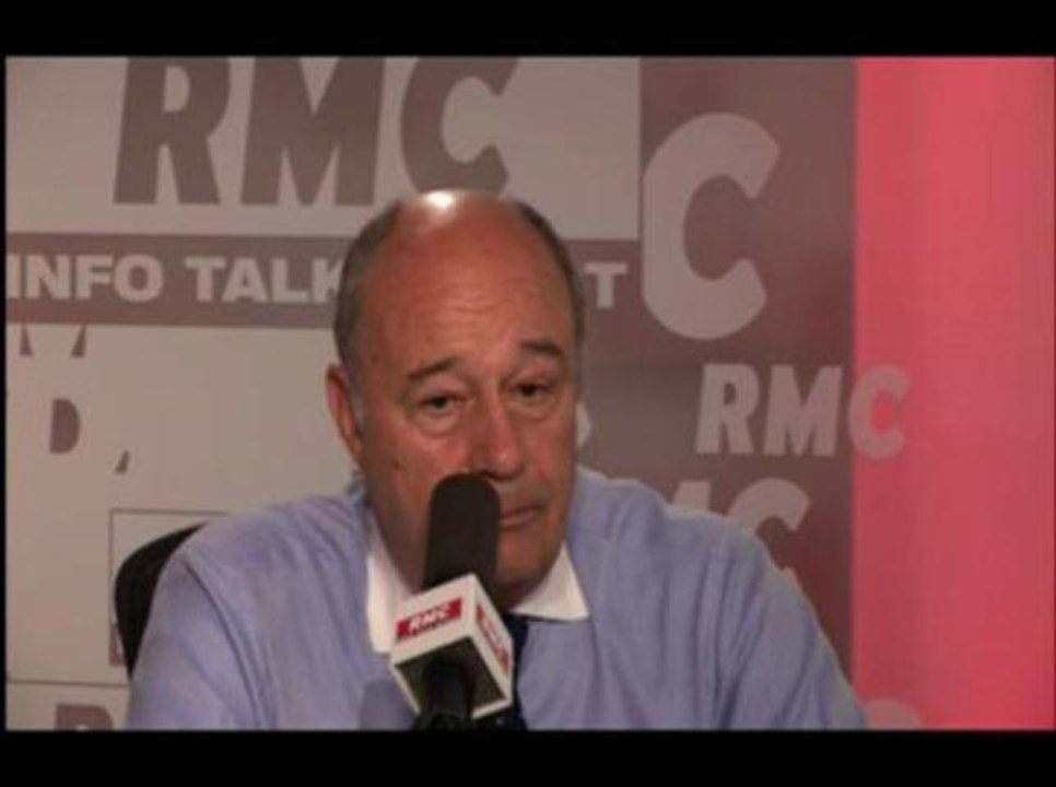 Jean-Michel Baylet sur Bernard Tapie : "C'est le seul qui ait fait fermer sa gueule à Jean-Marie Le Pen"