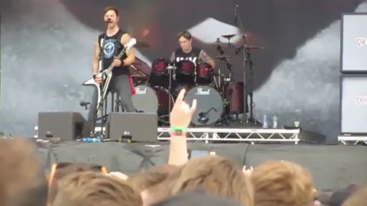 Bullet For My Valentine - Scream Aim Fire live @ Bråvalla Festival