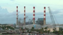Florida powerplant demolished in impressive display