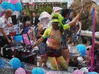 Défilé des fiertés Biarritz