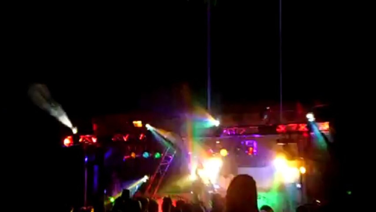 BAL DES POMPIERS D AUROS