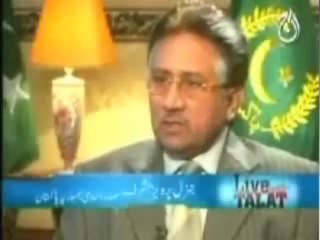 General Pervez Musharrad with Syed Talat Hussain -1 (AAJ TV 2007)
