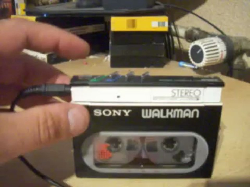 Sony WM-20 Vintage Walkman Full Demonstration