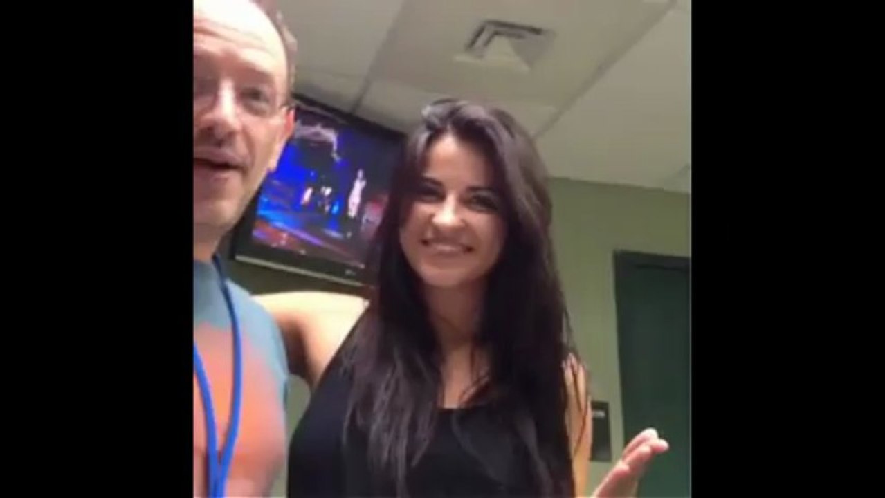 Maite Perroni [@MaiteOficial] Emocionada Por Presentar a Ricky Martin