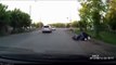 Grosse chute en scooter... doubler par la droite c'est pas bien!!!