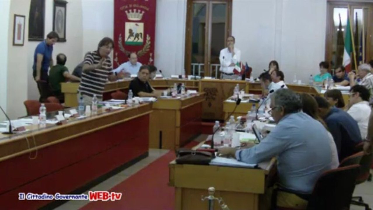 Consiglio comunale 8 luglio 2013 Punt1 2 e 4 Quartiere Annunziata dichiarazioni di voto e votazione